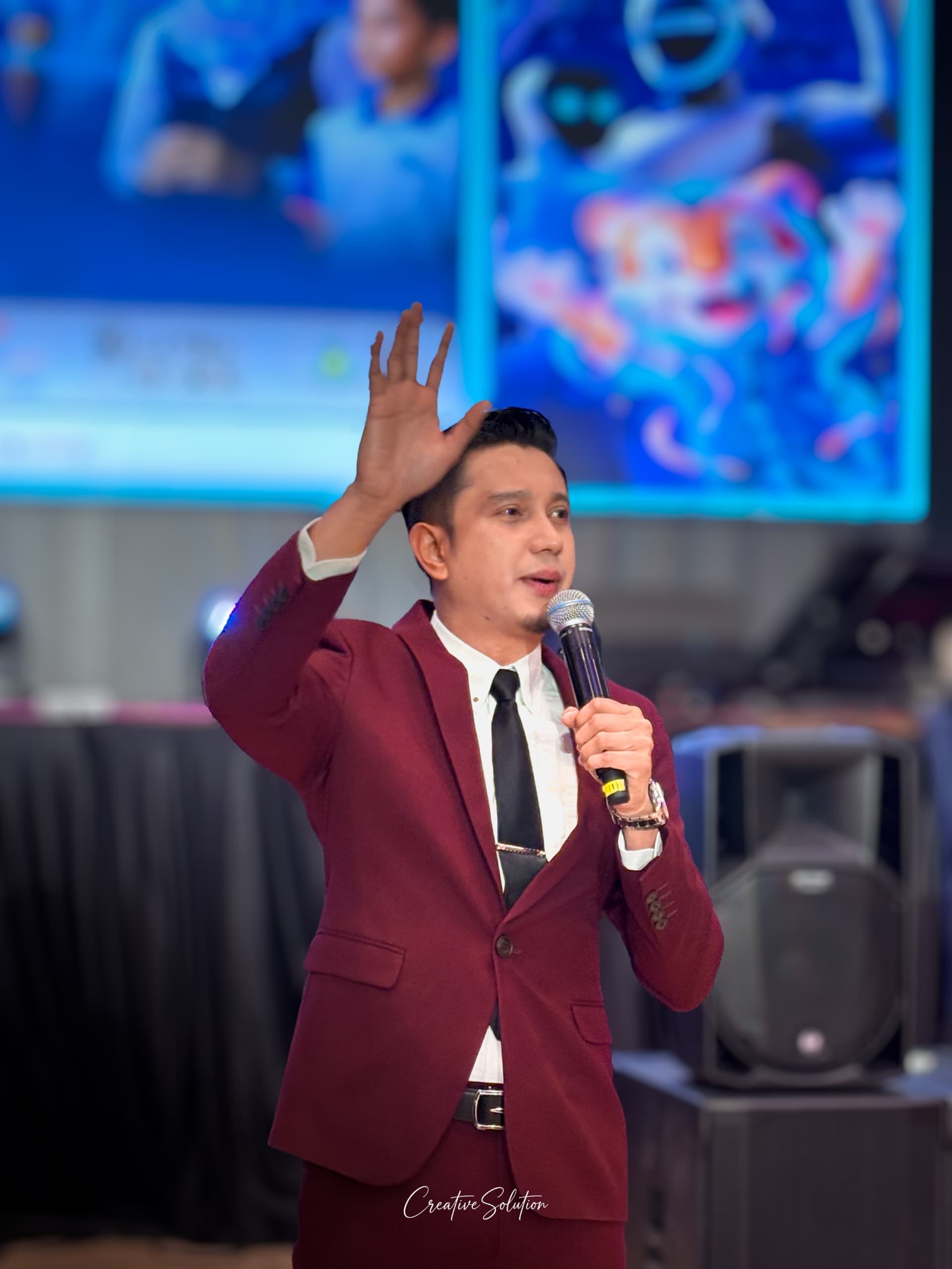 Emcee Izwan — photo 2